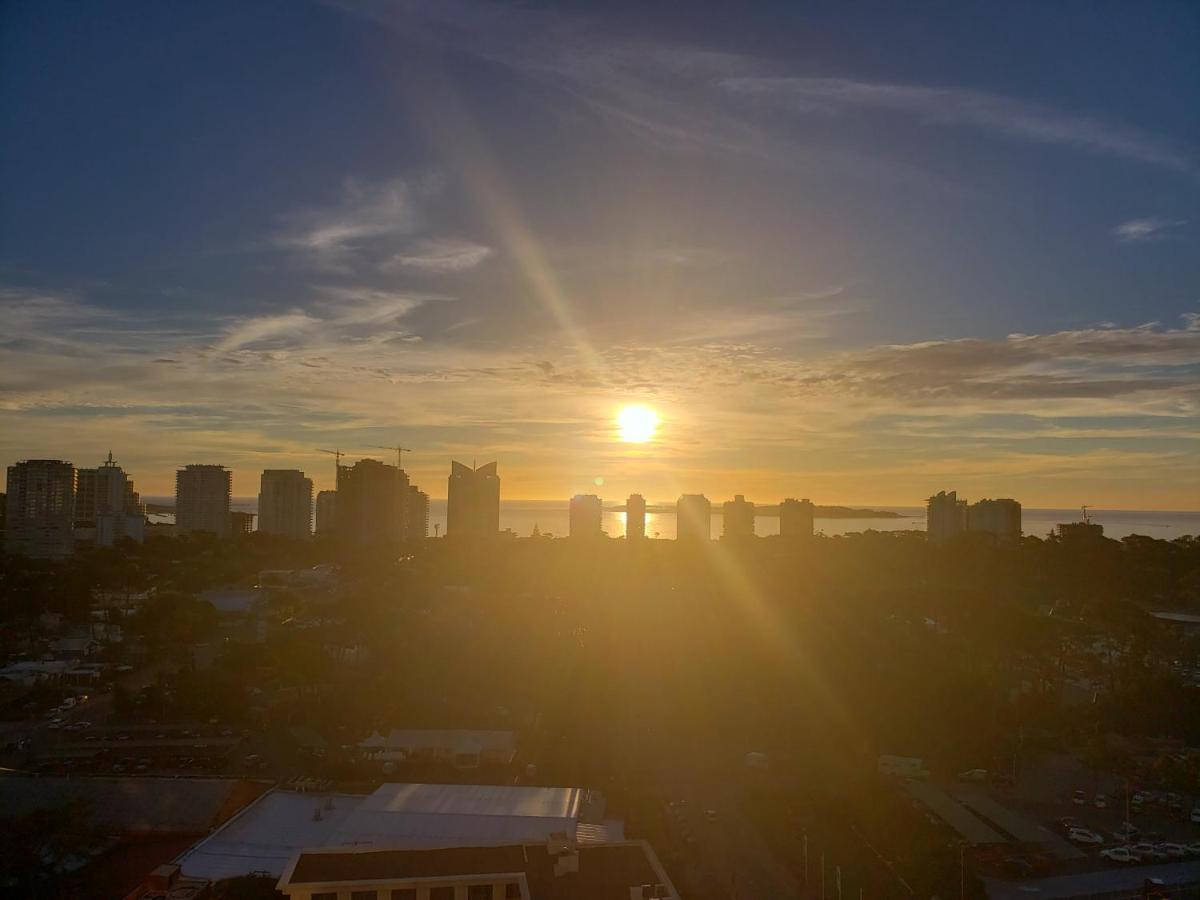 Monoambiente De Lujo En Place Lafayette - Ganadores Del Premio Award 2025 Punta del Este Kültér fotó