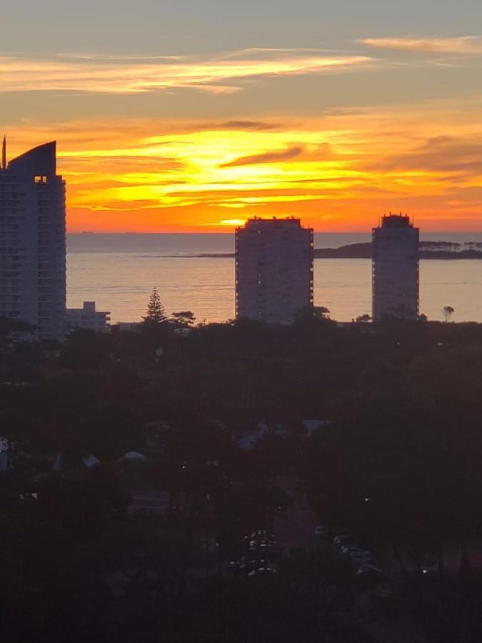 Monoambiente De Lujo En Place Lafayette - Ganadores Del Premio Award 2025 Punta del Este Kültér fotó